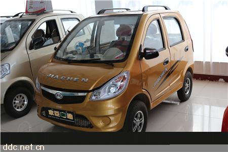  老年人用代步四轮车